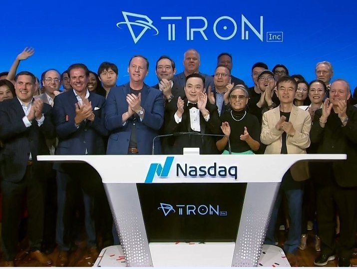 20251013090602453-波场纳达斯科上市